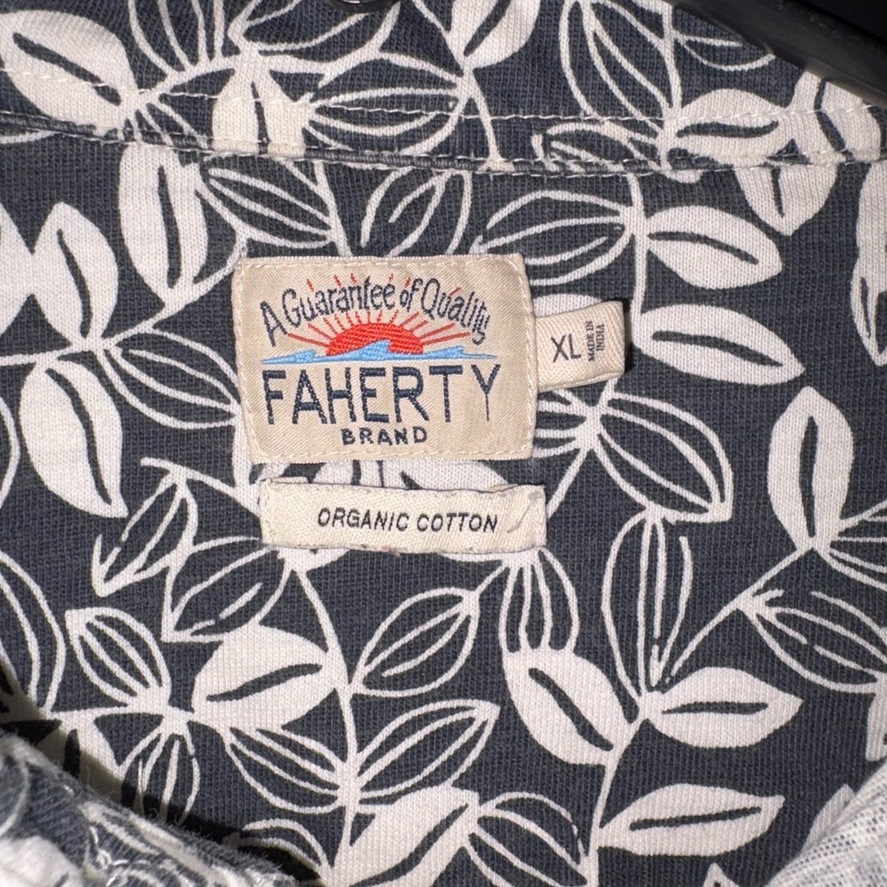 Faherty Men's Navy Avallinas Cotton Button Down Shirt XL Knit Seasons Beach - Picture 2 of 5